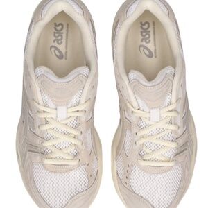 ASICS Gel-Kayano 14 sneakers **Brand New** Size: 6 Color: White/Smoke Grey